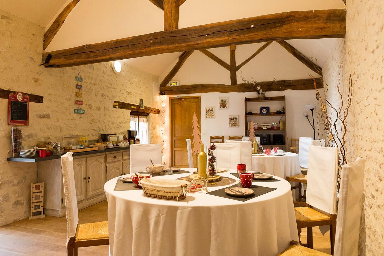 La Ferme Du Vintue Panzió Etrechy  Kültér fotó